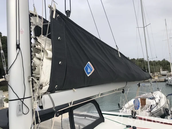 Lagoon 40 - Yacht Charter Sailica