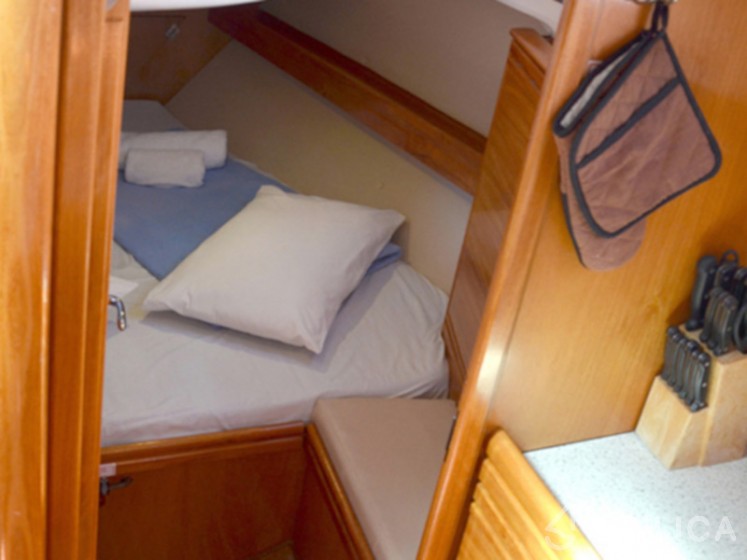 Bavaria 33 Cruiser - Yacht Charter Sailica