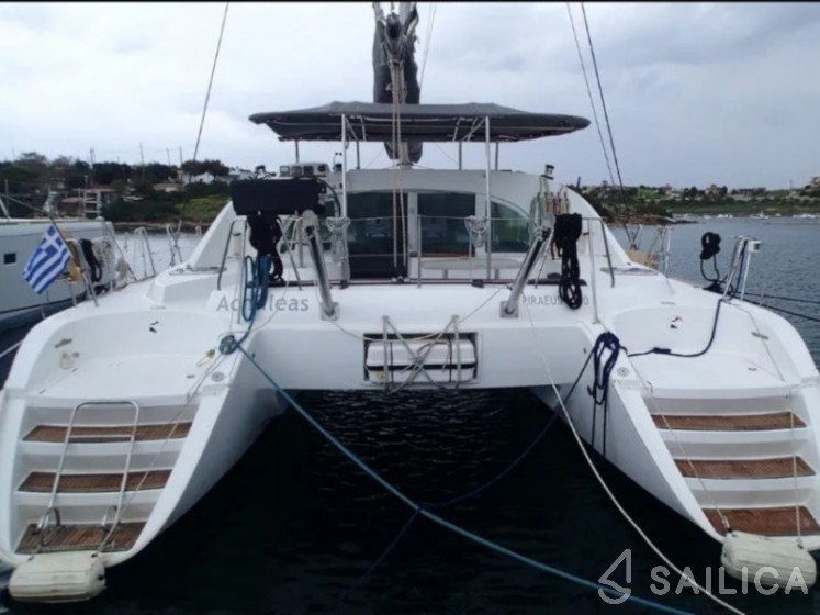 Lagoon 380 - Yacht Charter Sailica