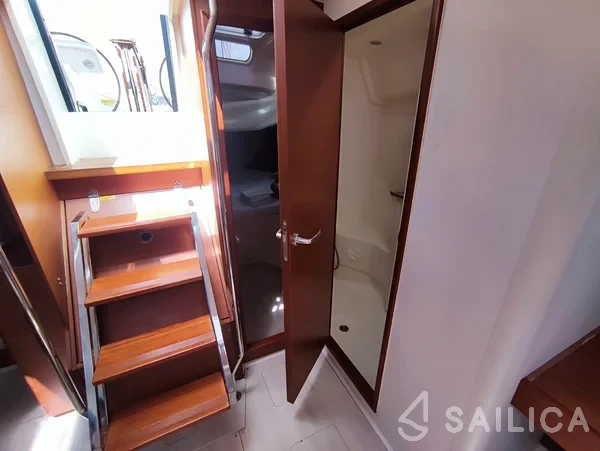 Hanse 458 - Yacht Charter Sailica