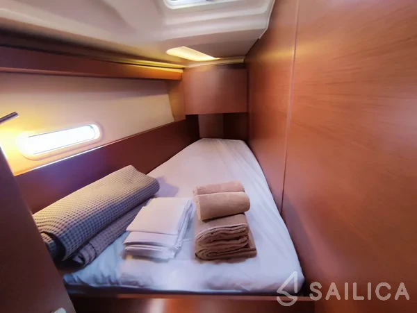 Hanse 458 - Yacht Charter Sailica