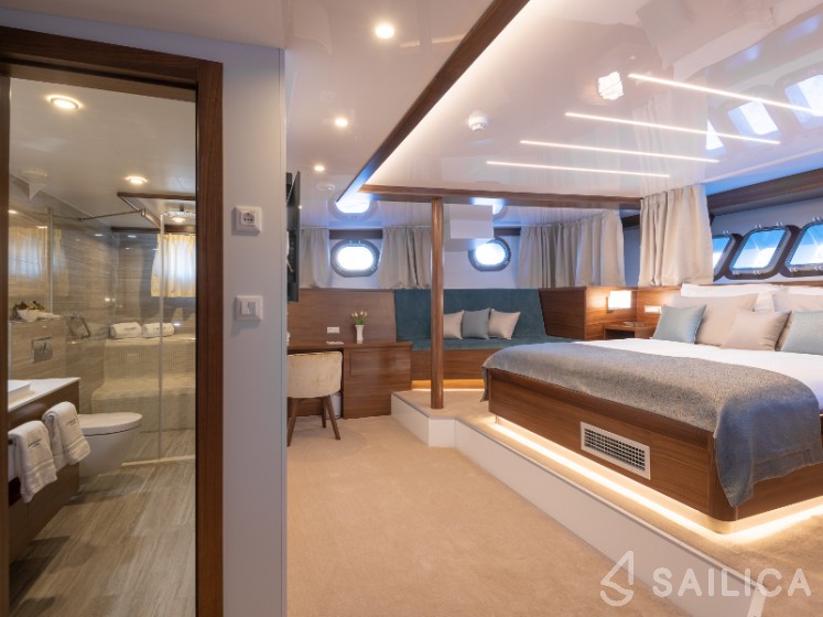 Corsario - Yacht Charter Sailica