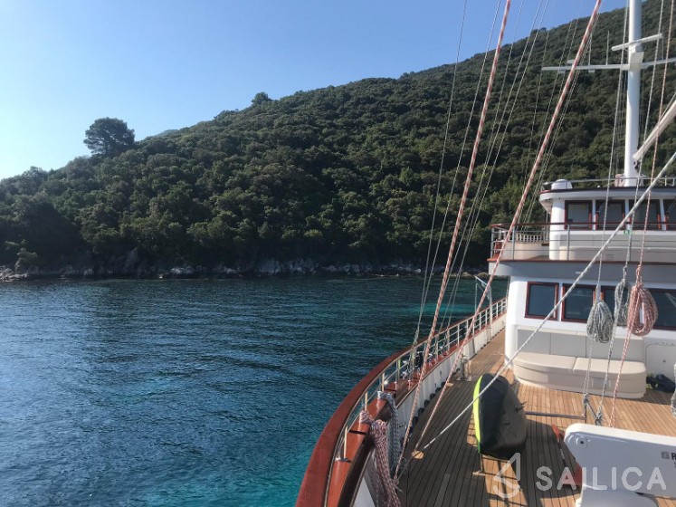 Corsario - Yacht Charter Sailica
