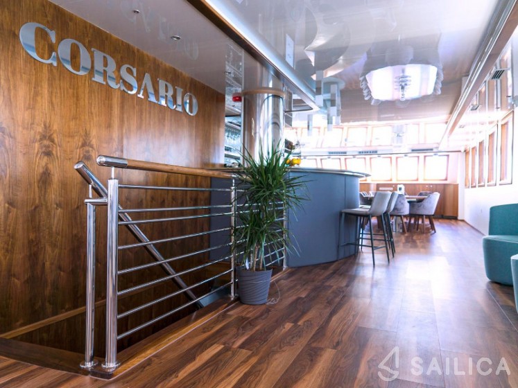 Corsario - Yacht Charter Sailica