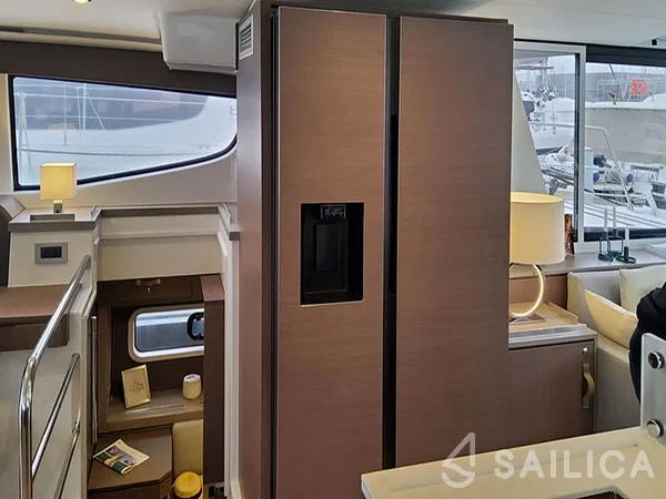 Bali 4.6 - Yacht Charter Sailica