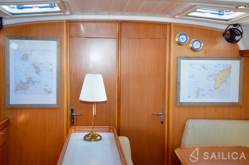 Cyclades 50.5 - Yacht Charter Sailica