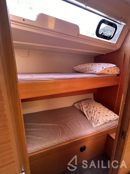 Dufour 430 - Yacht Charter Sailica