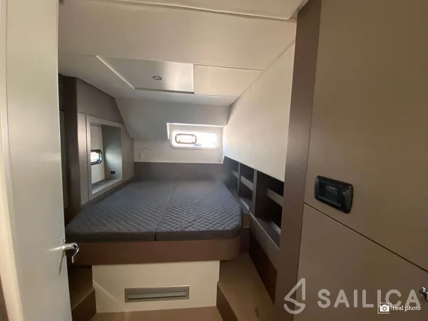 Bali 4.6 - Yacht Charter Sailica