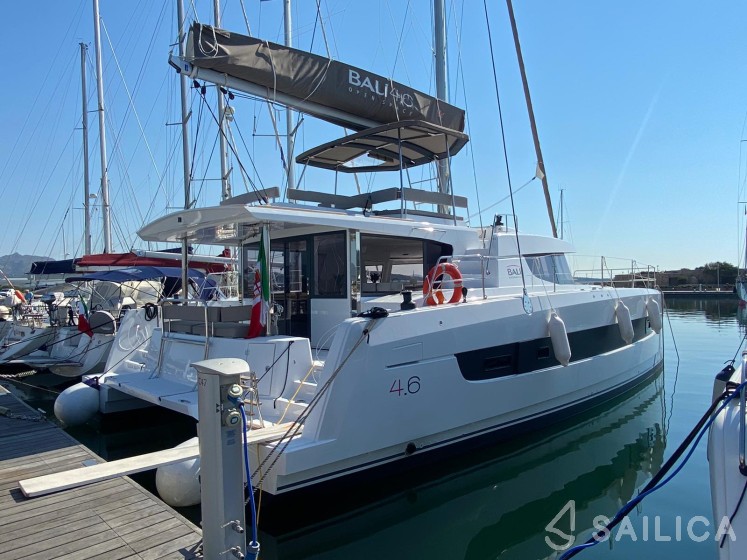 Bali 4.6 - Yacht Charter Sailica