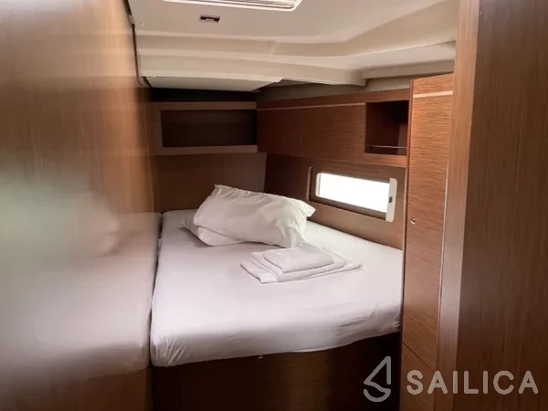 Oceanis 46.1 - Yacht Charter Sailica