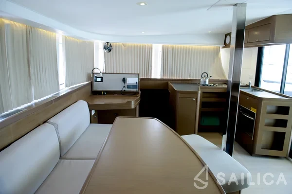 Lagoon 42 - Yacht Charter Sailica