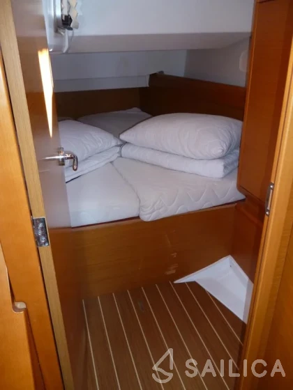 Sun Odyssey 439 - Yacht Charter Sailica