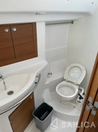 Elan Impression 40.1 - Yacht Charter Sailica