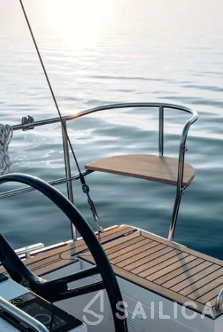 Elan Impression 40.1 - Yacht Charter Sailica