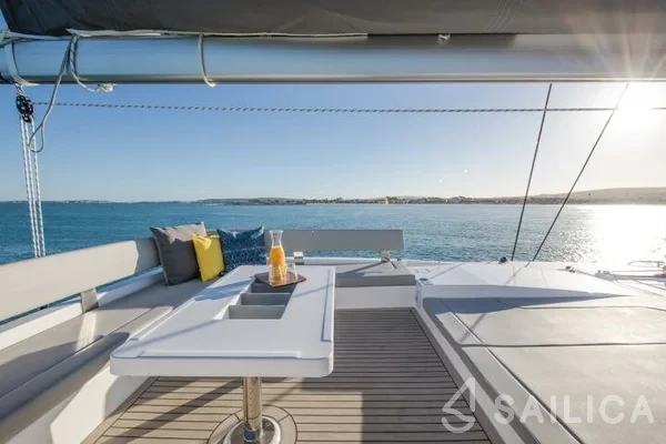 Leopard 50 - Yacht Charter Sailica