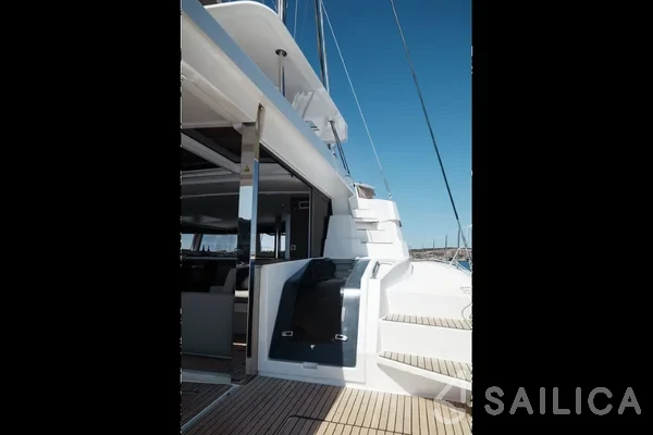 Bali 5.4. - Yacht Charter Sailica