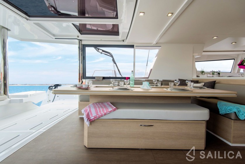 Bali 5.4. - Yacht Charter Sailica