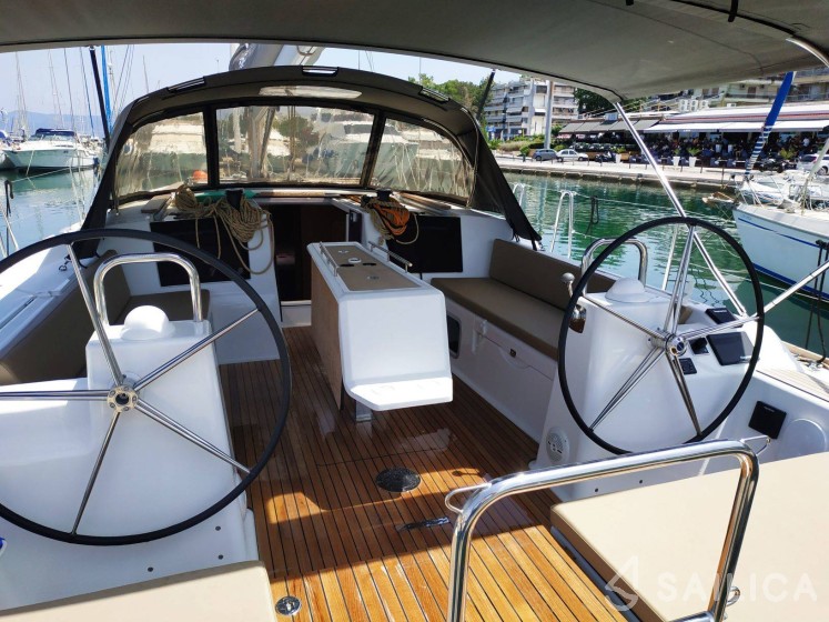 Dufour 460 GL - Yacht Charter Sailica