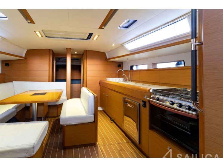 Sun Odyssey 469 - Yacht Charter Sailica