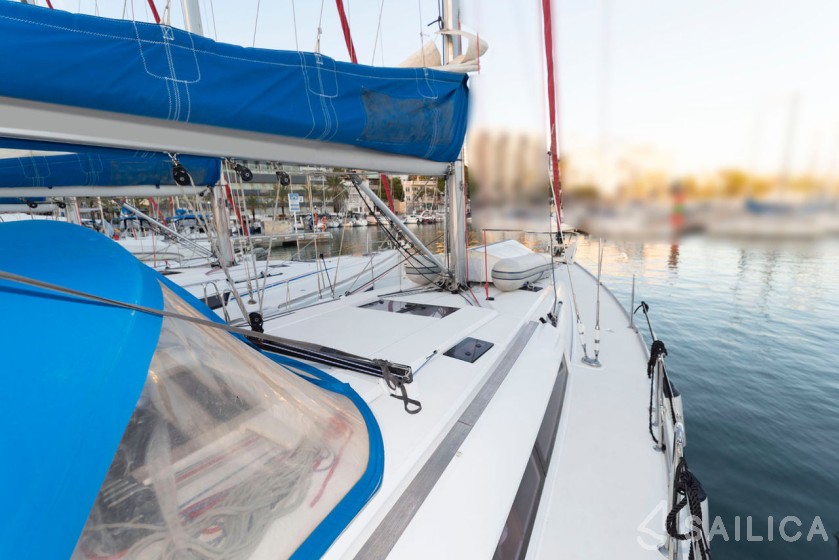 Sun Odyssey 469 - Yacht Charter Sailica