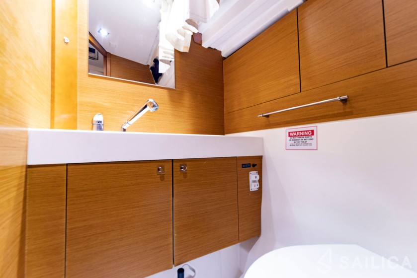 Sun Odyssey 469 - Yacht Charter Sailica