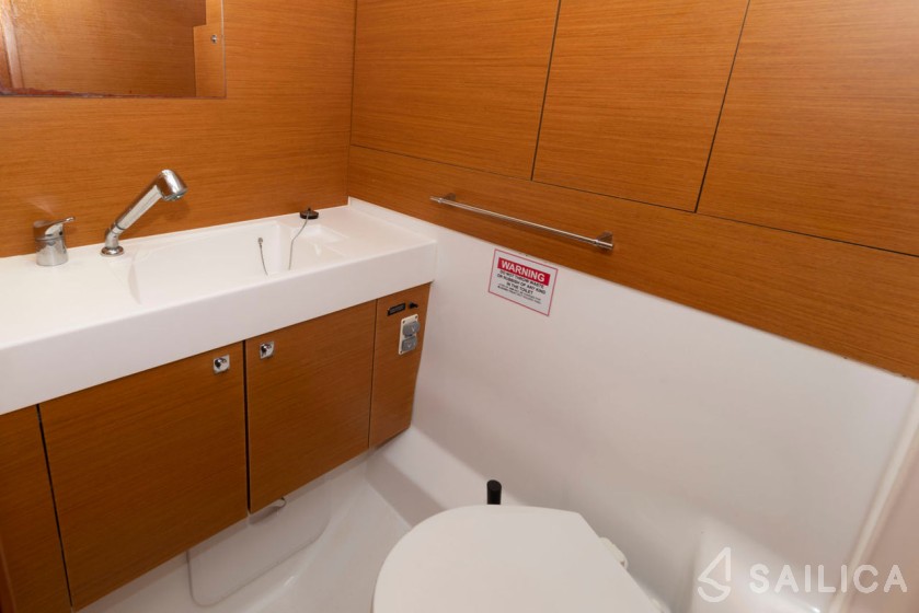 Sun Odyssey 469 - Yacht Charter Sailica