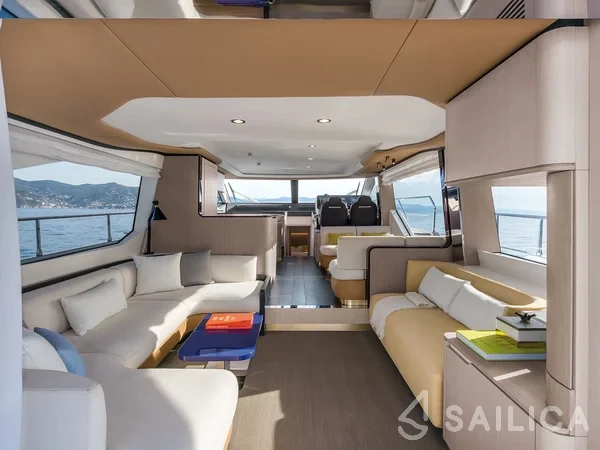Azimut 60 - Yacht Charter Sailica