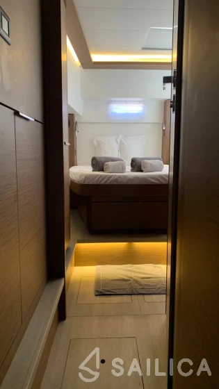 Lagoon 46  - Yacht Charter Sailica