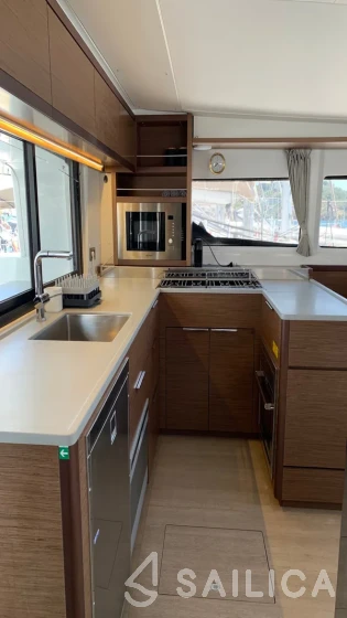 Lagoon 46  - Yacht Charter Sailica