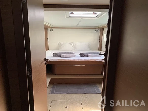 Lagoon 46  - Yacht Charter Sailica
