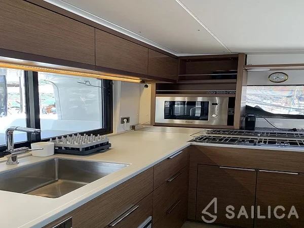 Lagoon 46  - Yacht Charter Sailica