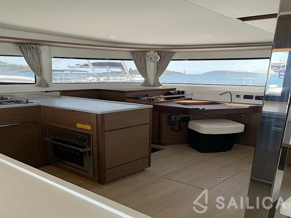 Lagoon 46  - Yacht Charter Sailica