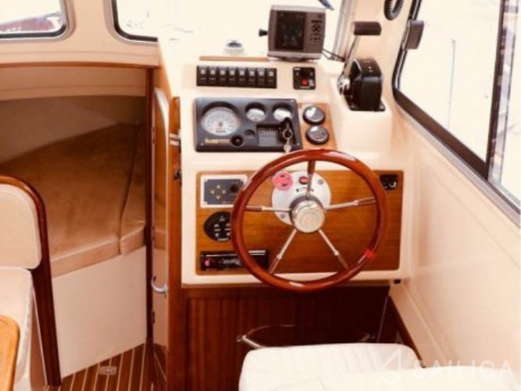 Damor 700 - Yacht Charter Sailica