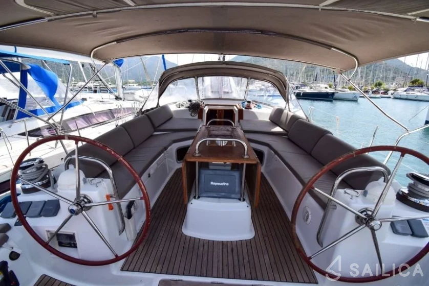 Jeanneau 53 - Yacht Charter Sailica