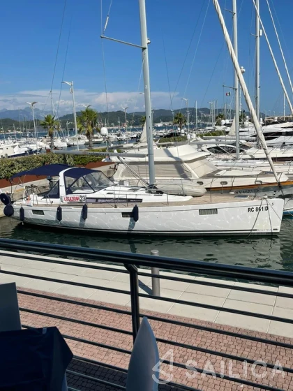 Oceanis 48 - Yacht Charter Sailica