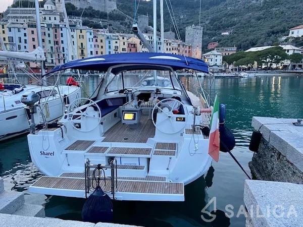 Oceanis 48 - Yacht Charter Sailica