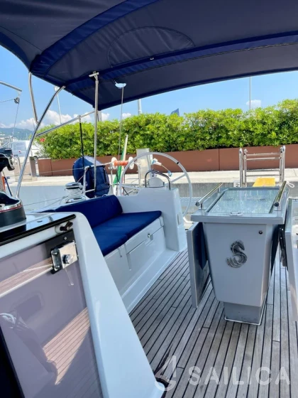 Oceanis 48 - Yacht Charter Sailica