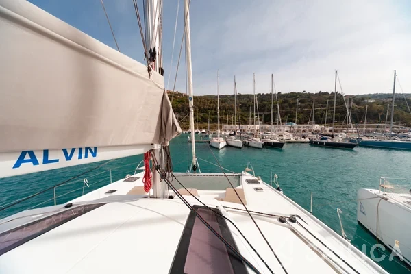 Saba 50 - Yacht Charter Sailica