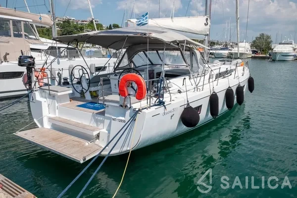 Oceanis 51.1 - Yacht Charter Sailica