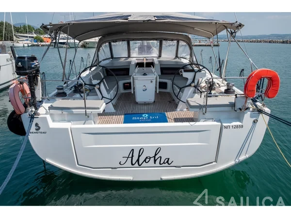 Oceanis 51.1 - Yacht Charter Sailica