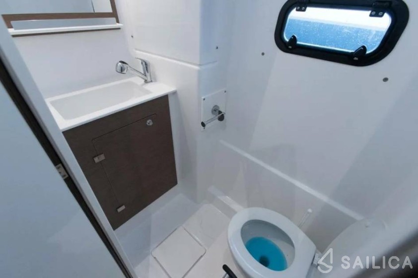 Bali Catspace - Yacht Charter Sailica