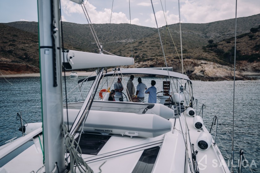 Oceanis 51.1 - Yacht Charter Sailica