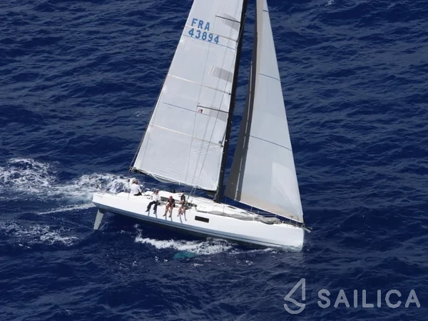 Pogo 12.5 - Photo #28 Pogo 12.5 - Yacht Charter Sailica