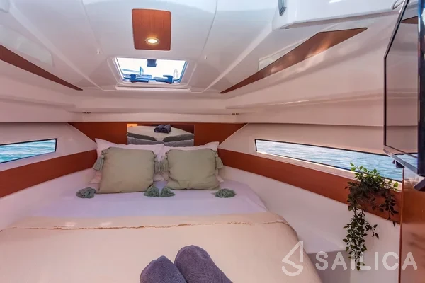Merry Fisher 855 - Yacht Charter Sailica