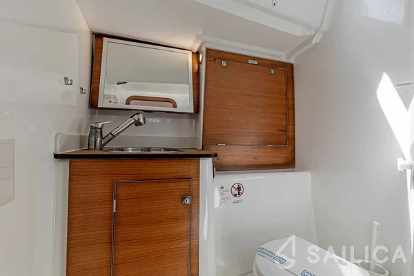 Dufour 350 GL - Yacht Charter Sailica