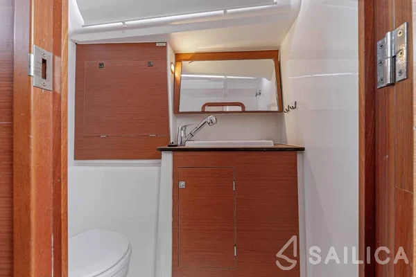 Dufour 382 GL - Yacht Charter Sailica