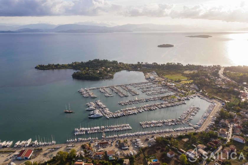 Dufour 382 GL - Yacht Charter Sailica