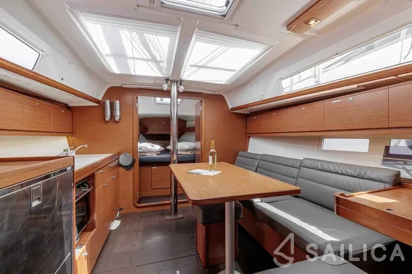 Dufour 382 GL - Yacht Charter Sailica
