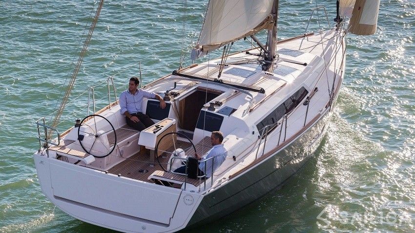 Dufour 382 GL - Yacht Charter Sailica