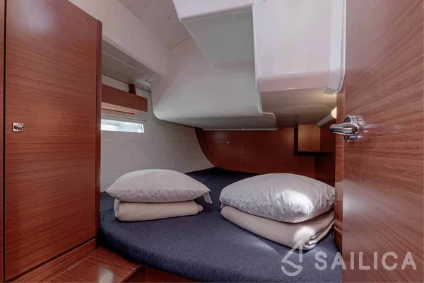 Dufour 412 - Yacht Charter Sailica